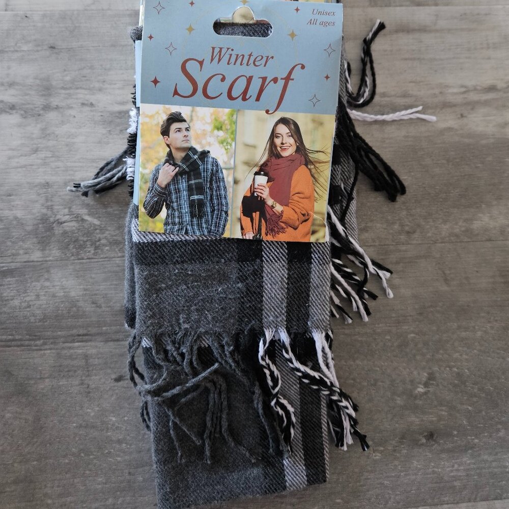 NEW Black & White Plaid Winter Scarf 100% Polyester 13in x 72 in Unisex All Ages